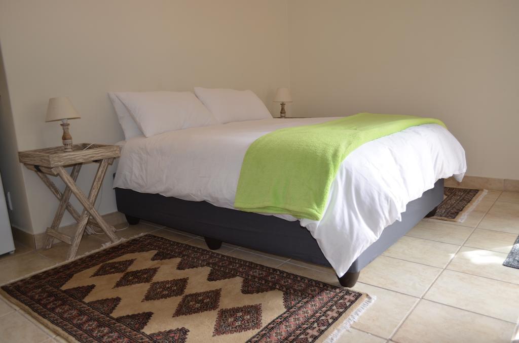 Birrea Guest House Полокване Екстериор снимка